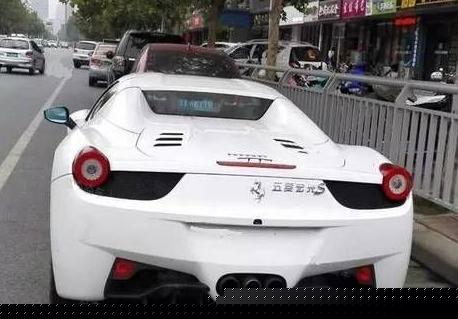 国产较美的三大车标，苐yi个车标设计师被称为“鬼才”！