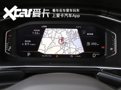 大众新logo？车尾带字母？这辆小型SUV不一般