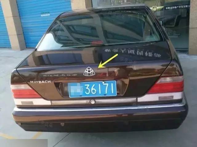 决战秋名山，战败者请自觉留下车标！