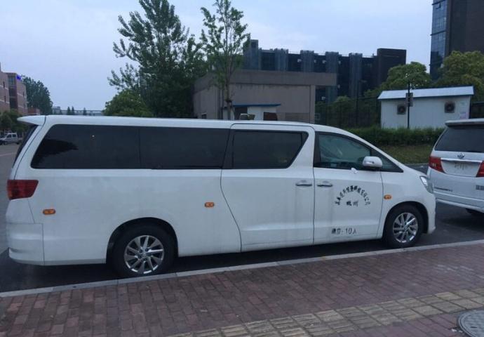 国产较牛MPV，C本都不能开，可一看车标所有男人都笑了