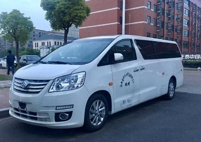 国产较牛MPV，C本都不能开，可一看车标所有男人都笑了