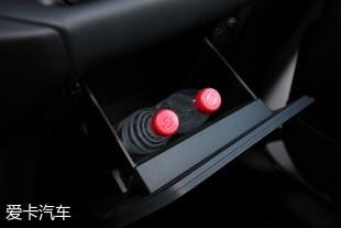 爱卡SUV专业测试 全新Jeep牧马人Sahara