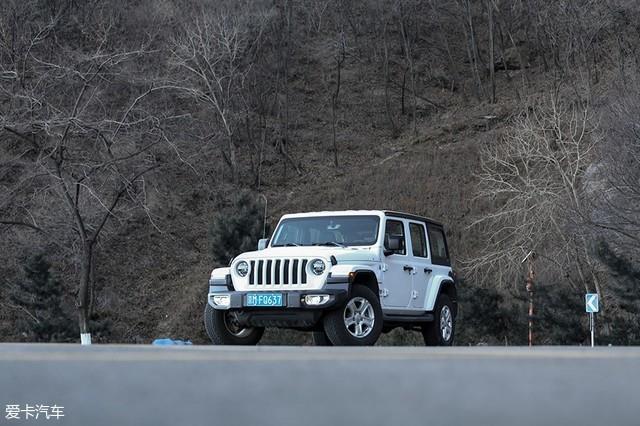 爱卡SUV专业测试 全新Jeep牧马人Sahara